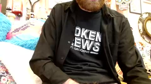 Snapshot of 90210screamer chatting on 11-19-25, 01:33 90210screamer online show from 11-19-25, 01:33