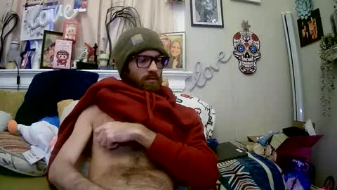 Snapshot of 90210screamer chatting on 12-14-25, 02:22 90210screamer online show from 12-14-25, 02:22