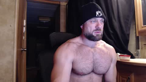 Snapshot of 9fat_inches chatting on 02-06-25, 04:10 9 fat inches online show from 02-06-25, 04:10