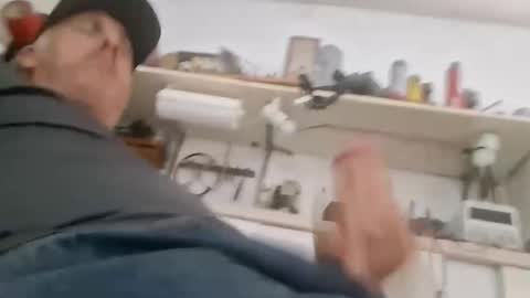 Snapshot of 9inchesnya chatting on 10-27-25, 05:28 9inchesnya online show from 10-27-25, 05:28