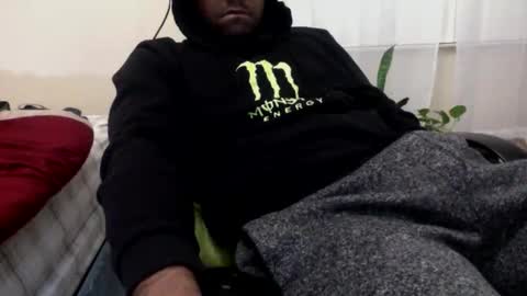 Snapshot of 9inchhammer chatting on 11-13-25, 05:28 9inchhammer online show from 11-13-25, 05:28