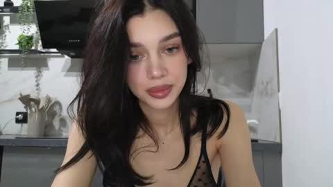 Snapshot of 9west chatting on 03-05-26, 01:18 KARINA online show from 03-05-26, 01:18