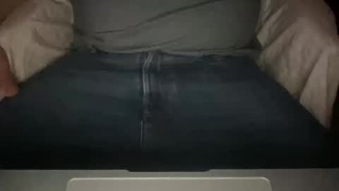 Snapshot of 9x6thickmassive chatting on 10-14-25, 05:30 9x6thickmassive online show from 10-14-25, 05:30