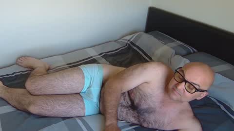 Snapshot of ____zeus____ chatting on 06-12-26, 05:12 God Zeus online show from 06-12-26, 05:12
