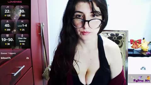 Snapshot of _a_r_y_ chatting on 01-09-25, 01:08 ARY online show from 01-09-25, 01:08