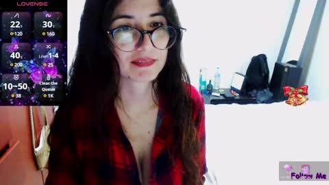 Snapshot of _a_r_y_ chatting on 02-20-25, 03:52 ARY online show from 02-20-25, 03:52