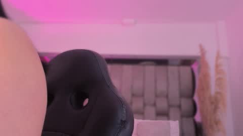 Abbye Miller online show from 10-27-25, 12:09