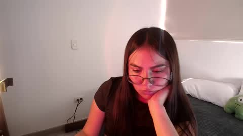 abby 3 online show from 12-15-25, 05:39