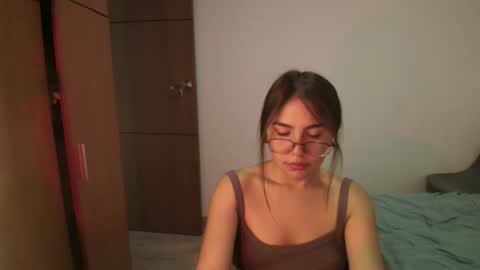 Snapshot of _abbyyyy_ chatting on 05-05-26, 03:53 abby 3 online show from 05-05-26, 03:53