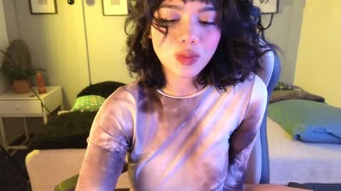 abigaill online show from 12-13-24, 06:00