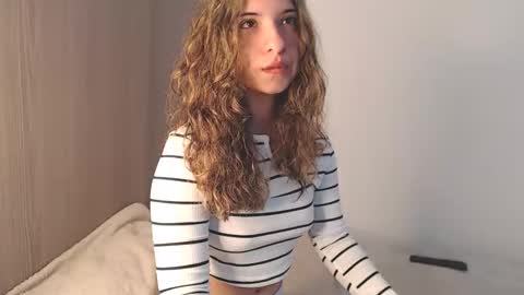 Snapshot of _abrill_20 chatting on 05-19-26, 03:51 _abrill_20 online show from 05-19-26, 03:51