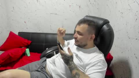 Snapshot of _ace_ventura chatting on 06-01-26, 02:52 ---- online show from 06-01-26, 02:52