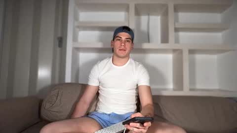 _aesthetic online show from 09-12-25, 03:01