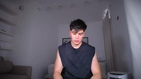 Snapshot of _aesthetic chatting on 06-30-26, 01:01 _aesthetic online show from 06-30-26, 01:01
