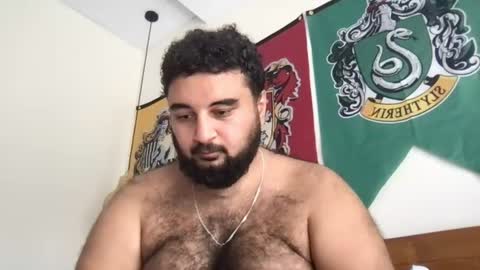 Snapshot of _alan_bear_ chatting on 07-18-26, 05:44 Alan online show from 07-18-26, 05:44