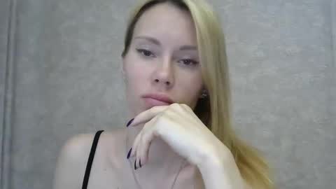 _alex1819 online show from 05-15-26, 07:37