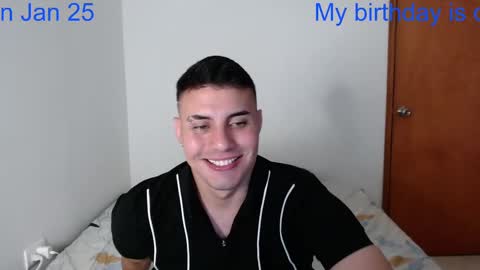 Snapshot of _alex20_ chatting on 01-25-25, 02:15 Alex online show from 01-25-25, 02:15