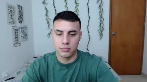 Snapshot of _alex20_ chatting on 02-28-25, 01:47 Alex online show from 02-28-25, 01:47