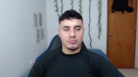 Snapshot of _alex20_ chatting on 09-23-25, 02:36 Alex online show from 09-23-25, 02:36