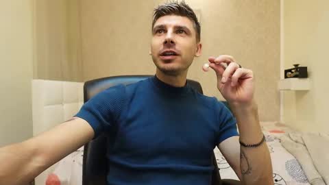 Alex online show from 11-04-25, 01:05