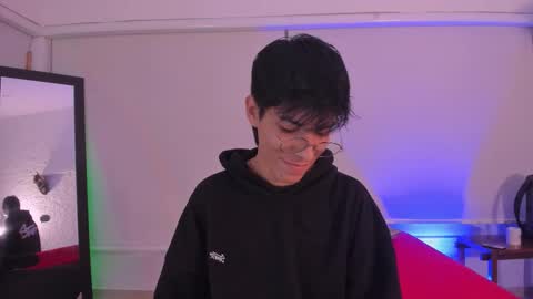 Snapshot of _alexandersawyer_ chatting on 10-20-25, 04:35 Alexander online show from 10-20-25, 04:35