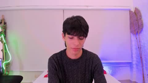 Snapshot of _alexandersawyer_ chatting on 10-23-25, 04:45 Alexander online show from 10-23-25, 04:45