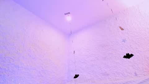 Snapshot of _alexandersawyer_ chatting on 10-28-25, 02:42 Alexander online show from 10-28-25, 02:42