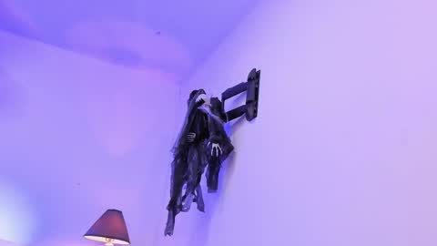 Snapshot of _alexandersawyer_ chatting on 11-04-25, 04:28 Alexander online show from 11-04-25, 04:28