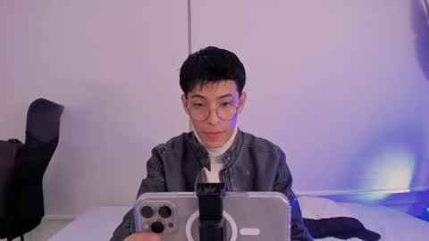 Snapshot of _alexandersawyer_ chatting on 11-22-25, 05:06 Alexander online show from 11-22-25, 05:06