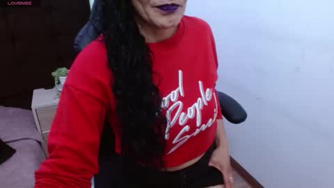 Alexandra online show from 10-12-25, 04:28