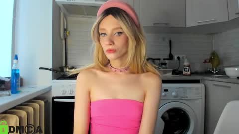 Snapshot of _alice_kitty chatting on 01-07-25, 11:58 Gaylord online show from 01-07-25, 11:58