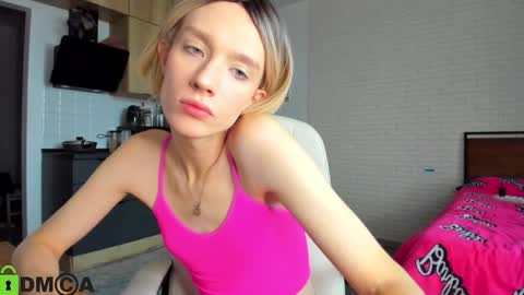 Snapshot of _alice_kitty chatting on 10-06-25, 07:28 Gaylord online show from 10-06-25, 07:28