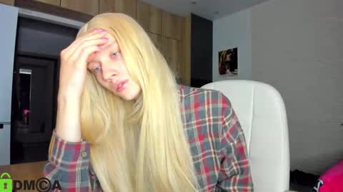 Snapshot of _alice_kitty chatting on 10-30-25, 06:37 Gaylord online show from 10-30-25, 06:37