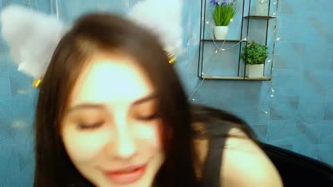 Snapshot of _alicecandy_ chatting on 12-20-24, 12:08 Alice online show from 12-20-24, 12:08