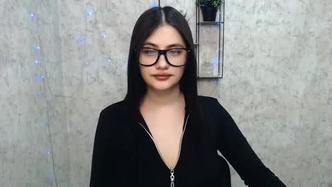 Snapshot of _alicecandy_ chatting on 02-16-25, 07:27 Alice online show from 02-16-25, 07:27