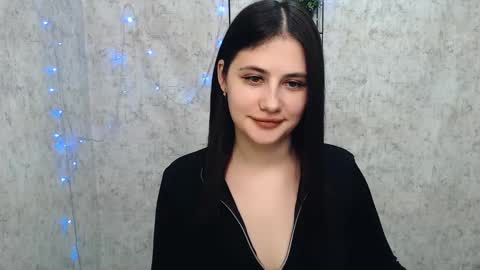 Snapshot of _alicecandy_ chatting on 02-16-25, 10:32 Alice online show from 02-16-25, 10:32