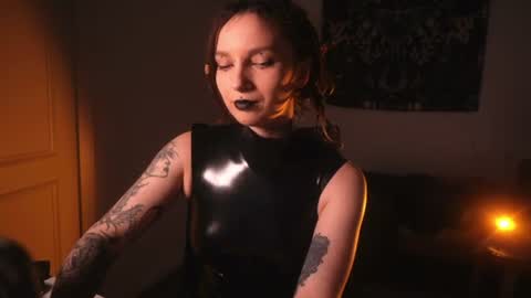 Snapshot of _alicemorrison_ chatting on 07-04-26, 07:20 Alice Morrison Mistress Datura online show from 07-04-26, 07:20