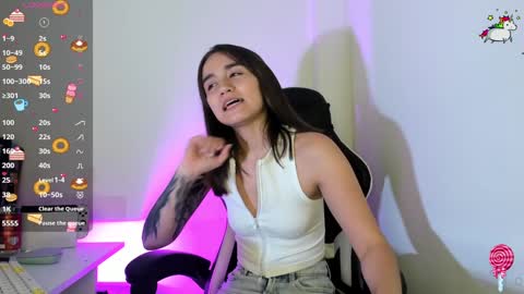 Snapshot of _alicerosse2 chatting on 01-19-25, 12:06 ALICE online show from 01-19-25, 12:06