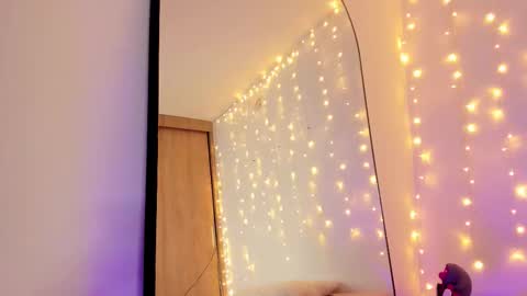 _allisongomez online show from 12-17-25, 12:05