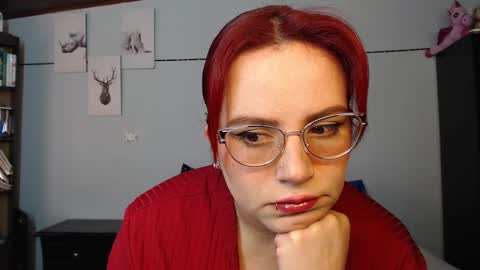 Snapshot of _allisontyler chatting on 10-19-25, 08:42 Allison online show from 10-19-25, 08:42