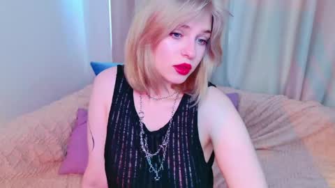 Snapshot of _allisson__ chatting on 05-15-26, 03:24 Alison online show from 05-15-26, 03:24