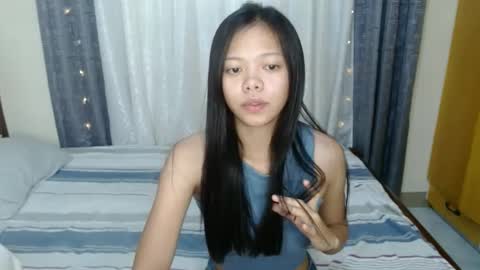 Snapshot of _amberxxx chatting on 03-02-25, 08:29 Amber online show from 03-02-25, 08:29