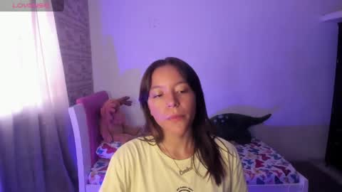 AMELIA  online show from 04-21-26, 03:39