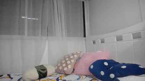 Snapshot of _amywhite chatting on 01-29-25, 02:40 _amywhite online show from 01-29-25, 02:40