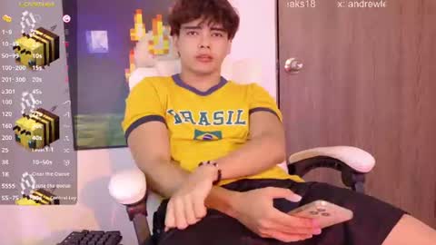 Snapshot of _an_drew18 chatting on 07-12-26, 01:24 _an_drew18 online show from 07-12-26, 01:24