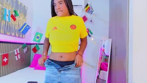 Snapshot of _anais_rose_ chatting on 06-27-26, 07:30 ANAIS online show from 06-27-26, 07:30