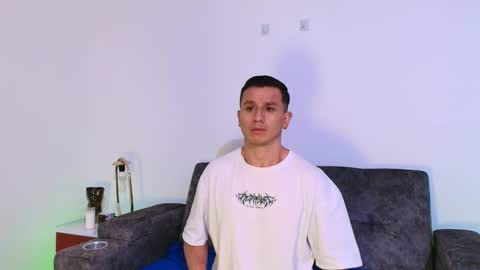 _andrewfalcon2 online show from 09-25-25, 12:20