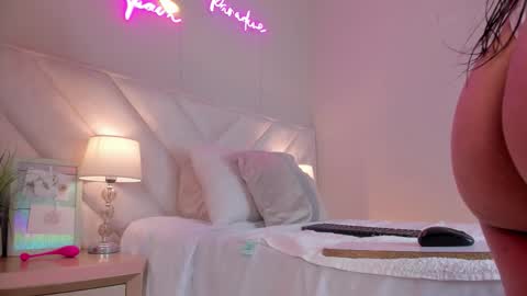 ngela  online show from 02-07-26, 11:25