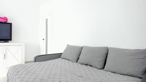 Anna online show from 03-24-26, 12:21