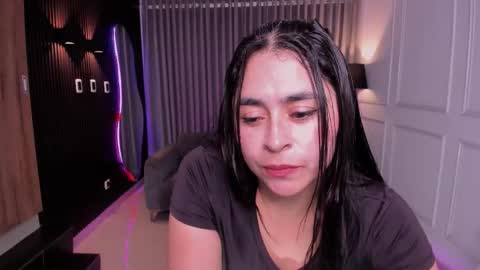 Ana online show from 11-21-25, 07:23